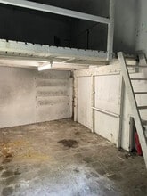 60 Rue François Ier, Paris for lease Interior Photo- Image 1 of 1