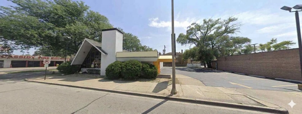 7301 North Ave, River Forest, IL à louer - Photo du bâtiment - Image 3 de 3