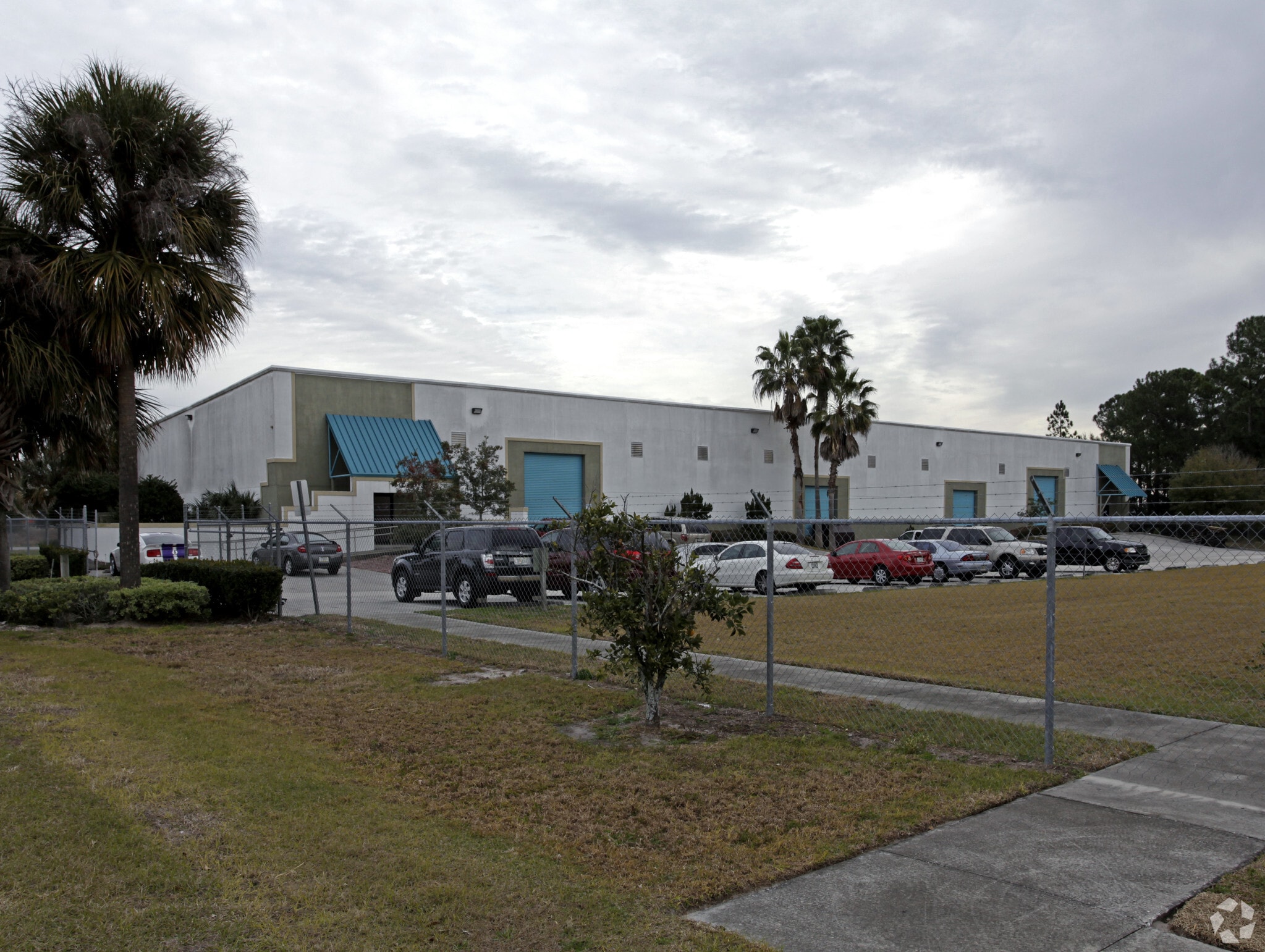 2101-2109 Old Hickory Tree Rd, Saint Cloud, FL for lease Primary Photo- Image 1 of 3