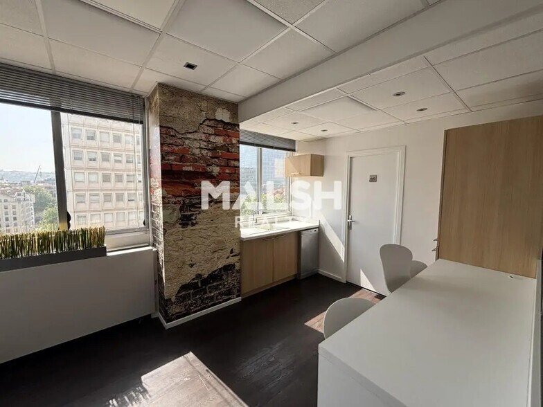 Bureau dans Lyon à louer - Photo intérieure - Image 2 de 10