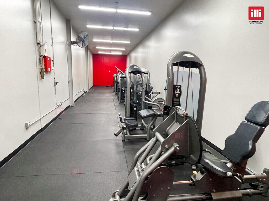 31166 Via Colinas, Thousand Oaks, CA for lease Building Photo- Image 1 of 3