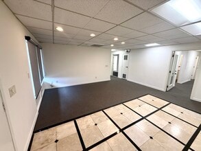 3659 India St, San Diego, CA for lease Interior Photo- Image 2 of 11