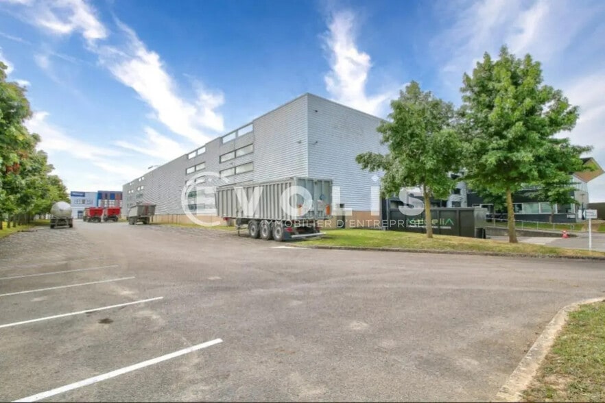 4 Rue Diderot, Saint-Michel-sur-Orge for lease - Building Photo - Image 2 of 7