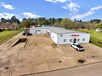 Plus de détails pour 31819 Industrial Park Dr, Pinehurst, TX - Industriel à vendre