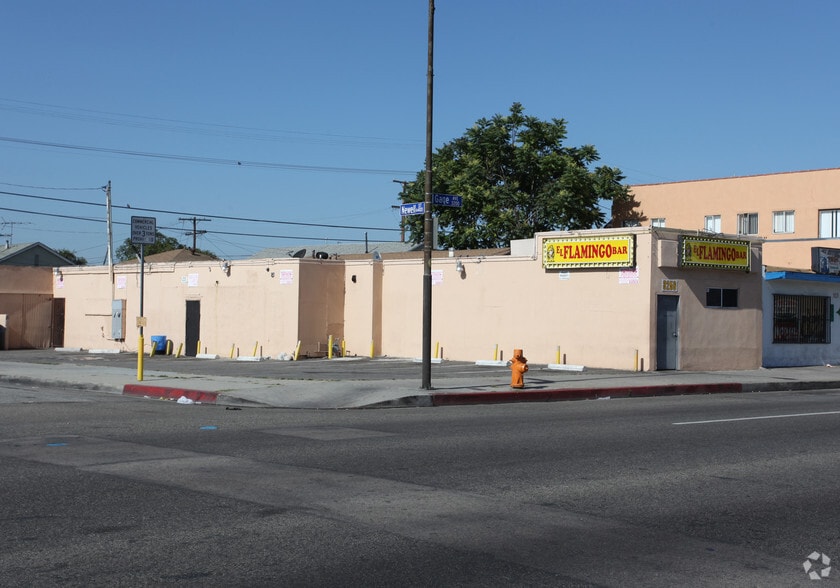 3256 E Gage Ave, Huntington Park, CA for sale - Primary Photo - Image 1 of 2