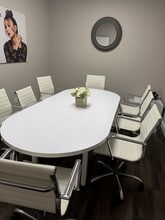 348 N US Hwy 9, Manalapan Township, NJ for lease Interior Photo- Image 2 of 5