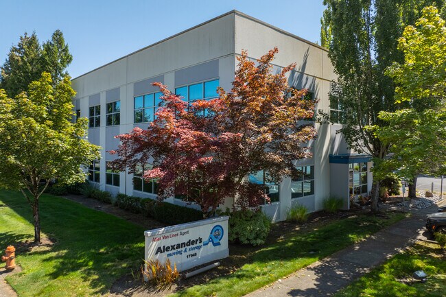 Plus de détails pour 17948 NE Riverside Pky, Portland, OR - Industriel à louer