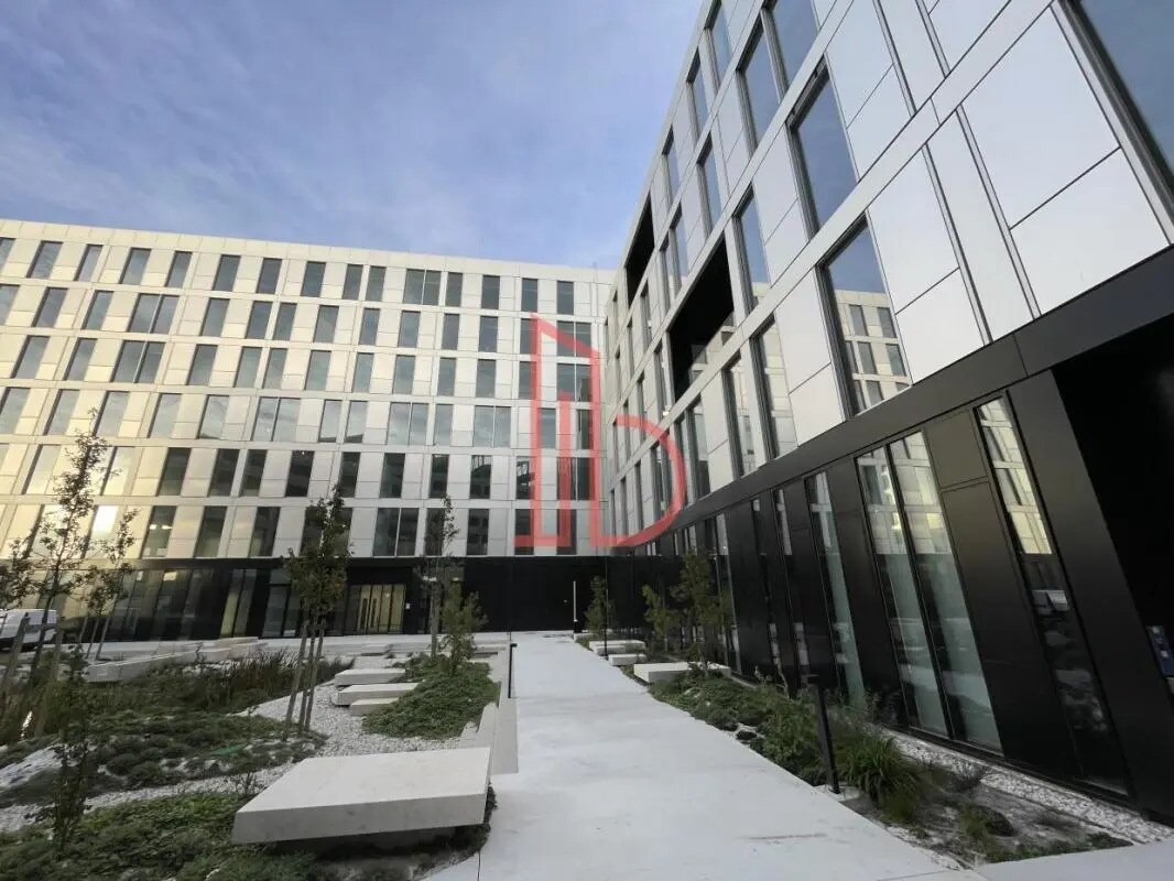 Bureau dans Bordeaux à louer Photo du bâtiment- Image 1 de 10