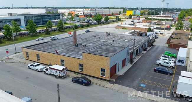 Plus de détails pour 8844-8854 W 47th St, Brookfield, IL - Industriel à louer