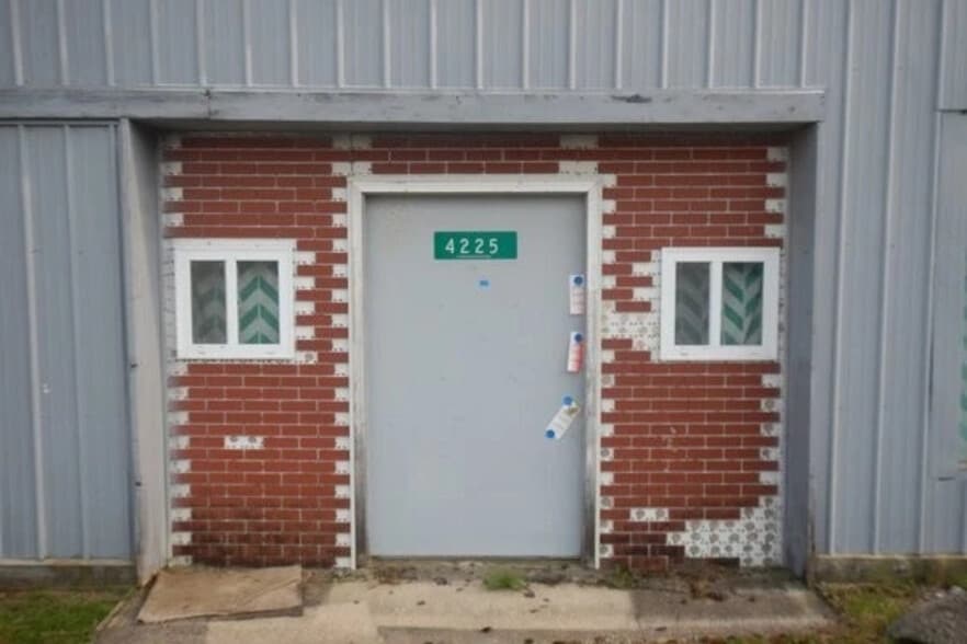 4225 East St, Akron, MI à vendre - Photo du bâtiment - Image 3 de 48