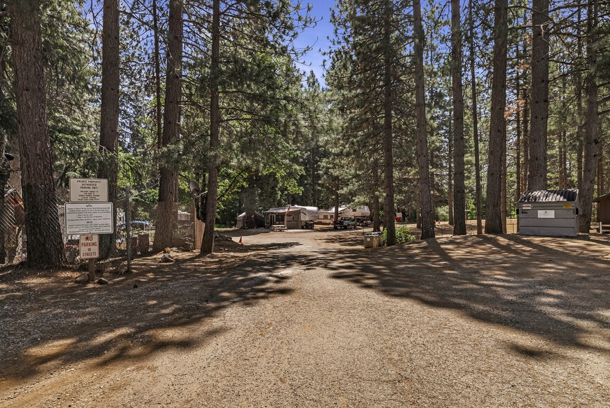 12468 La Porte Rd, Camptonville, CA à vendre - Photo du bâtiment - Image 3 de 18