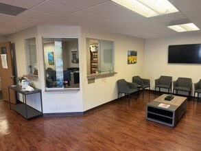 2045 Royal Ave, Simi Valley, CA for lease Interior Photo- Image 1 of 4