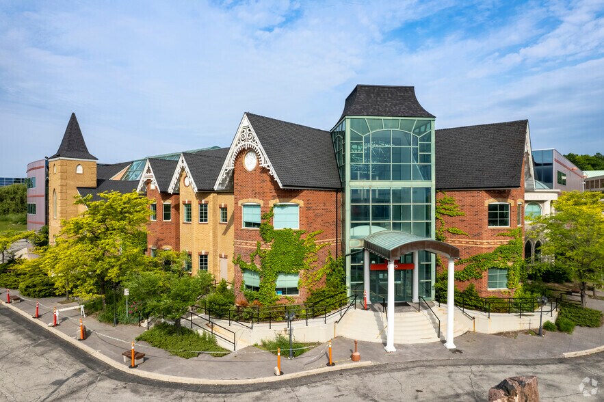 1295 North Service Rd, Burlington, ON à louer - Photo principale - Image 1 de 6