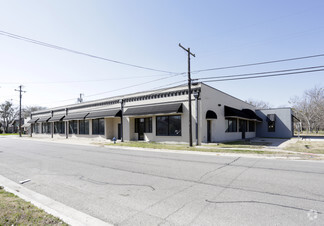 Plus de détails pour 801 N Tennessee St, McKinney, TX - Industriel à vendre