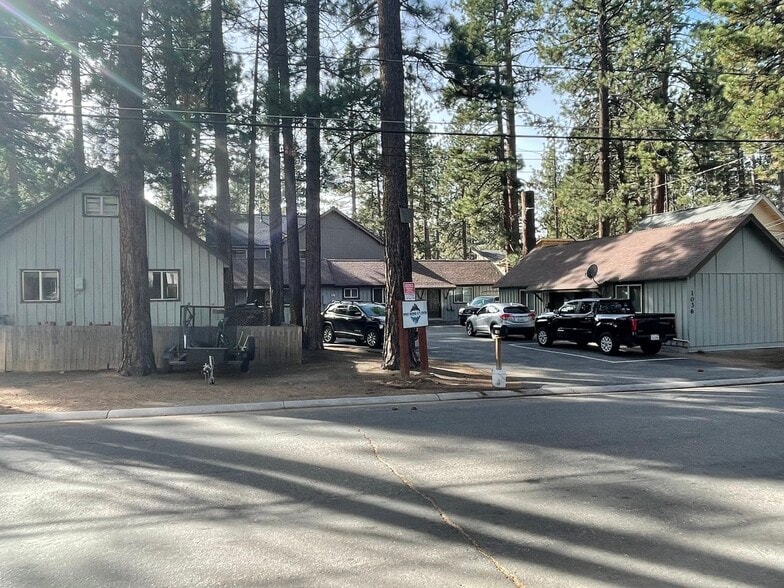 1036 Moss Rd, South Lake Tahoe, CA for sale - Building Photo - Image 2 of 24
