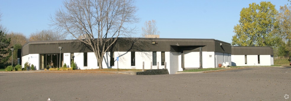 9100 49th Ave N, Minneapolis, MN for sale - Building Photo - Image 2 of 6