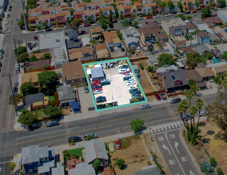 2075 National Ave, San Diego, CA à vendre - Photo du bâtiment - Image 2 de 6
