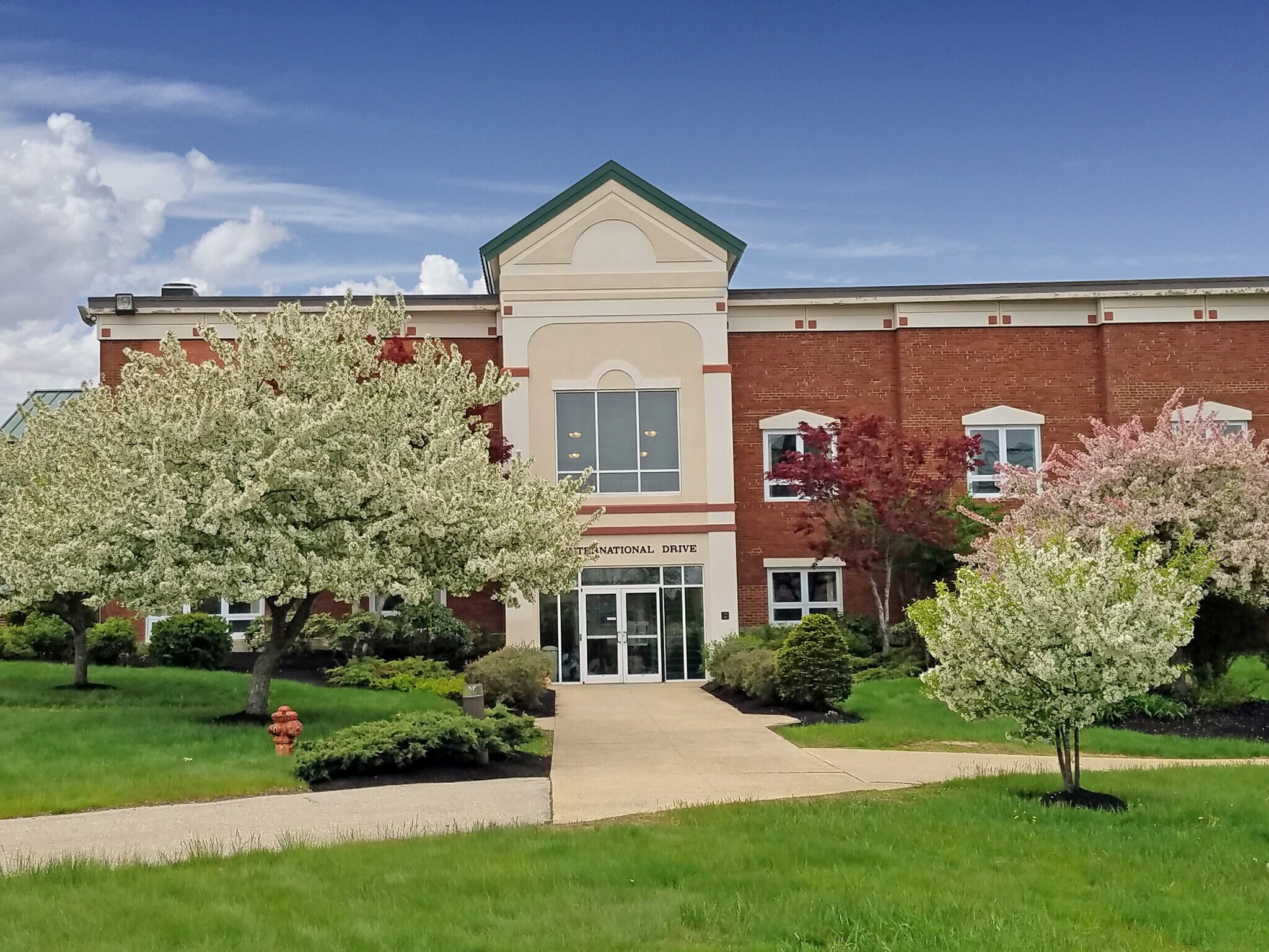 30 International Dr, Portsmouth, NH à louer Photo principale- Image 1 de 5