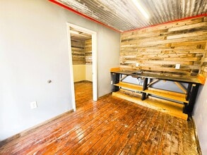 4951 FM 1283, Pipe Creek, TX à louer Photo intérieure- Image 2 de 10