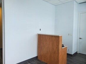 6638 152A St, Surrey, BC à louer Photo du bâtiment- Image 2 de 15