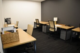 1806 Summit Ave, Richmond, VA for lease Interior Photo- Image 2 of 2