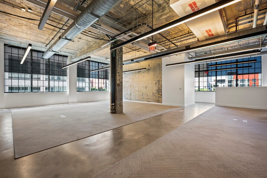 525 Vine St, Winston-Salem, NC à louer - Photo du bâtiment - Image 2 de 9