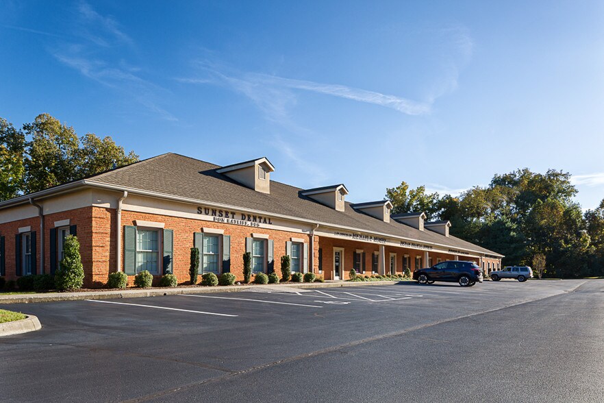 1303 Sunset Dr, Johnson City, TN à louer - Autre - Image 2 de 2