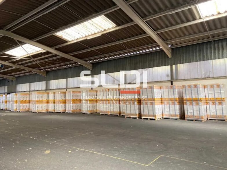 Office in Chaponost for lease - Interior Photo - Image 2 of 23