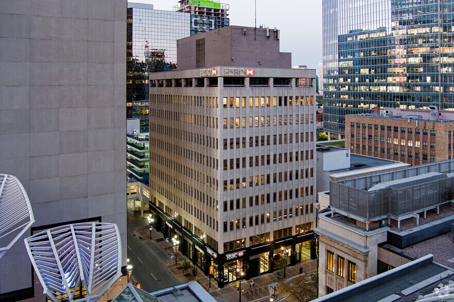 407 8th Ave SW, Calgary, AB à louer - Photo du bâtiment - Image 1 de 4