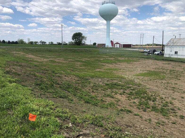 7050 11th Ave SW, Rochester, MN à louer - Photo du bâtiment - Image 3 de 5