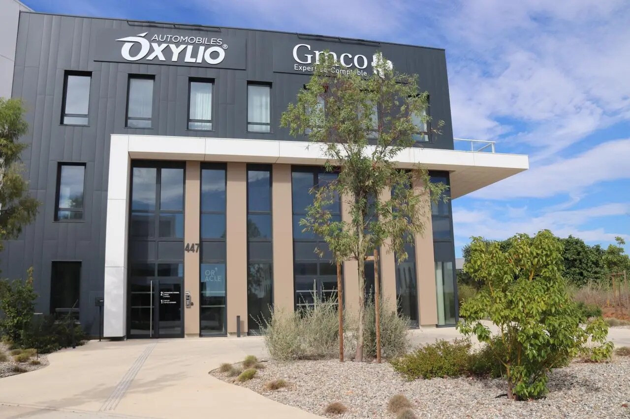 Office in Mauguio for lease Building Photo- Image 1 of 12