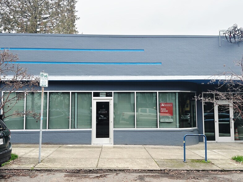 2025 NW Overton St, Portland, OR à louer - Photo du bâtiment - Image 1 de 10