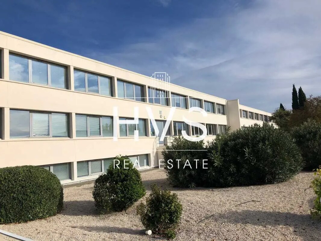 Office in Aix-en-Provence for lease Building Photo- Image 1 of 6