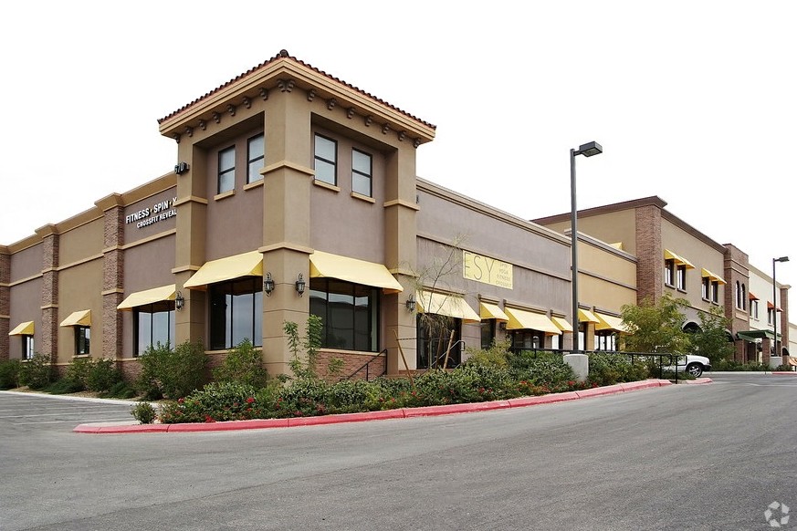 670 S Green Valley Pky, Henderson, NV for lease - Building Photo - Image 3 of 88