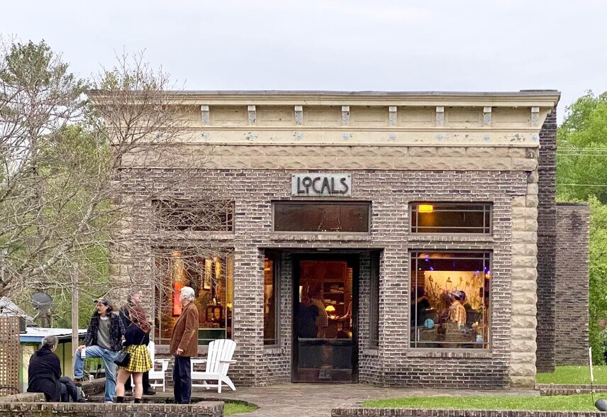 49 University Ave, Sewanee, TN à vendre - Photo du bâtiment - Image 2 de 10