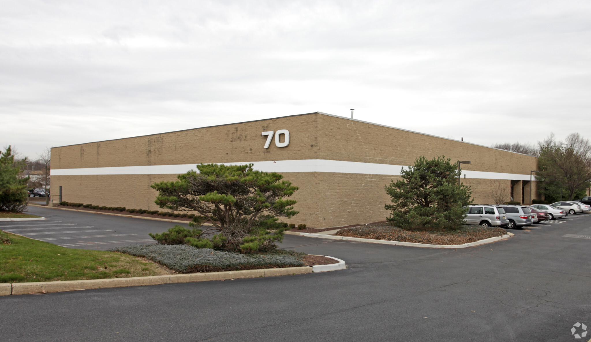 70 Ethel Rd W, Piscataway, NJ for lease Building Photo- Image 1 of 12