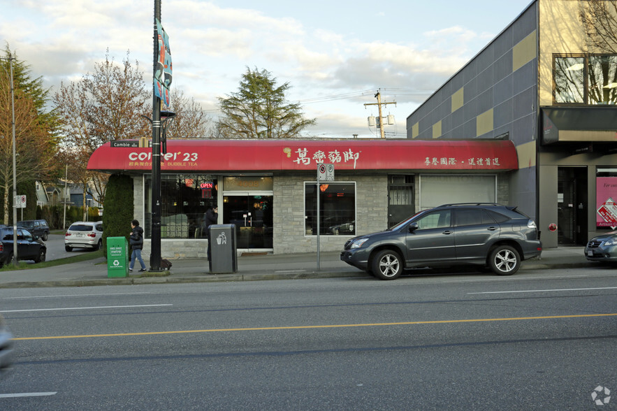 4008 Cambie St, Vancouver, BC à louer - Photo du bâtiment - Image 2 de 8