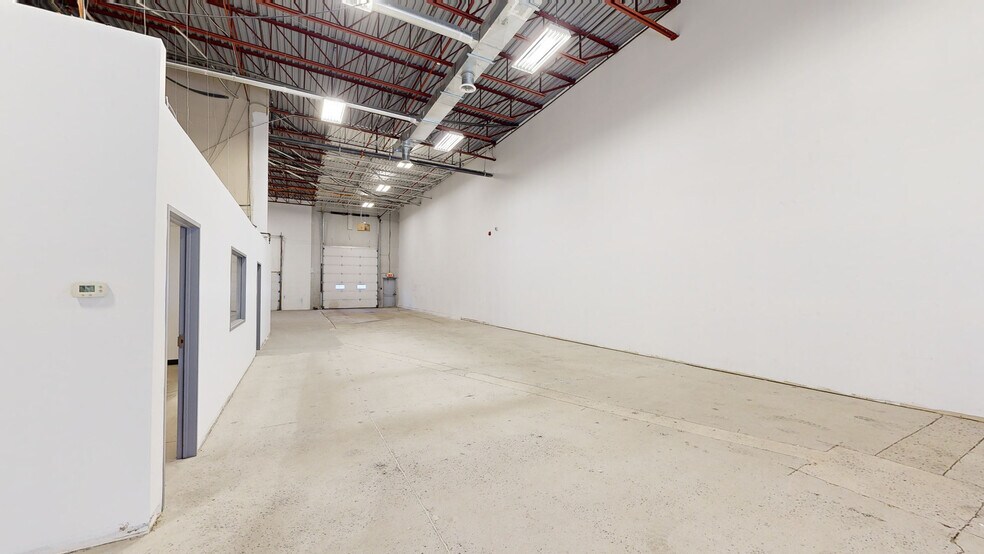 2500 Rue Jean-Perrin, Québec, QC à louer - Numérisation 3D de Matterport - Image 3 de 26