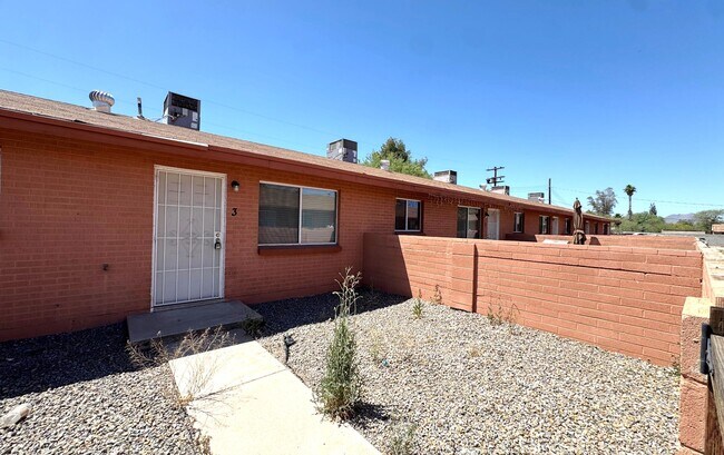 Plus de détails pour 3521 N Flowing Wells Rd, Tucson, AZ - Multi-résidentiel à vendre