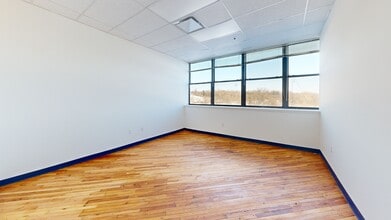 5070-5080 Parkside Ave, Philadelphia, PA à louer Numérisation 3D de Matterport- Image 1 de 4