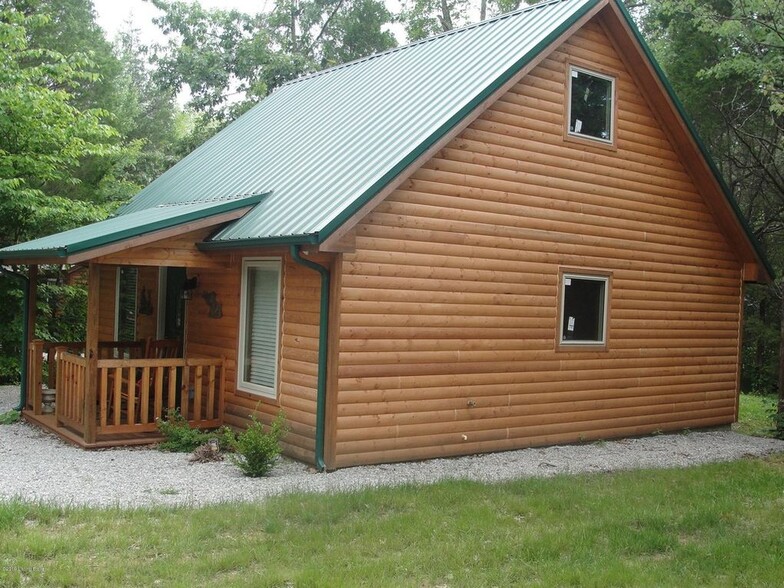 120 Little Cabin Ln, Falls Of Rough, KY for sale - Building Photo - Image 1 of 1