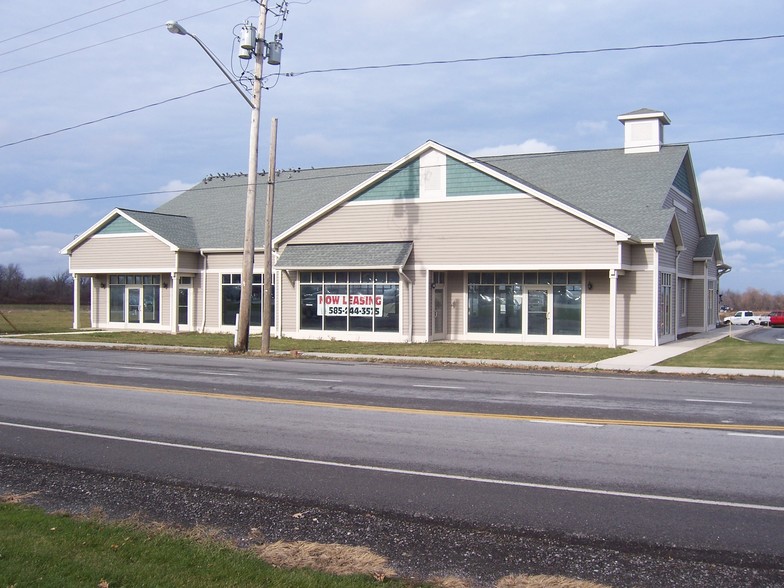 135 W Main St, Honeoye Falls, NY for lease - Building Photo - Image 1 of 6