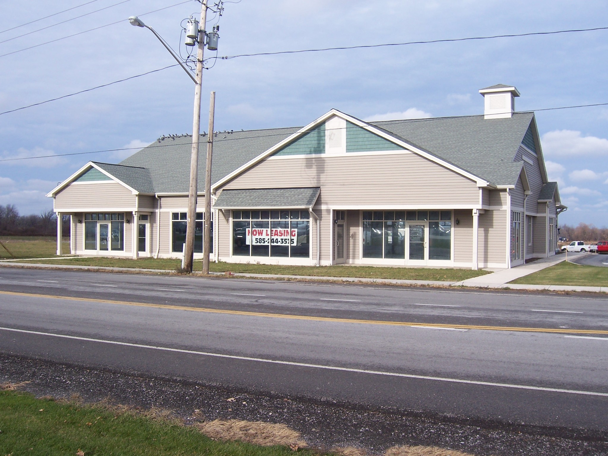 135 W Main St, Honeoye Falls, NY for lease Building Photo- Image 1 of 7