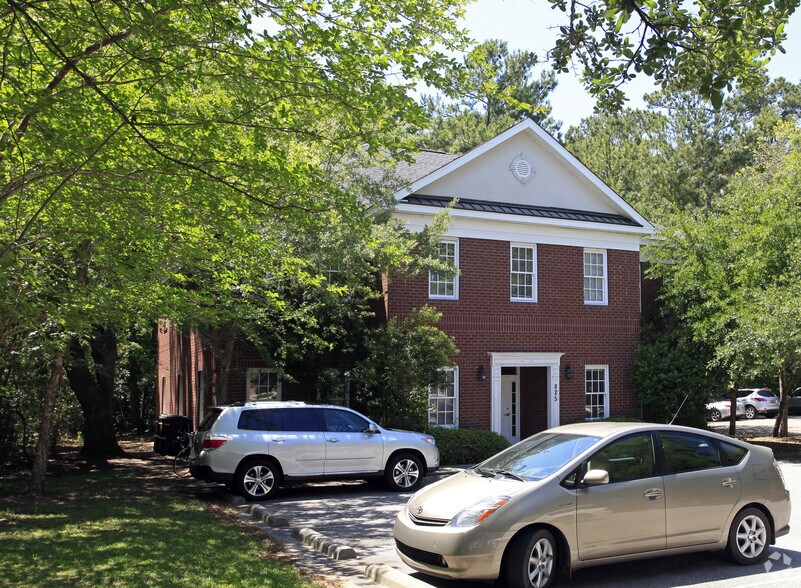 825 Lowcountry Blvd, Mount Pleasant, SC à louer - Photo du bâtiment - Image 2 de 7