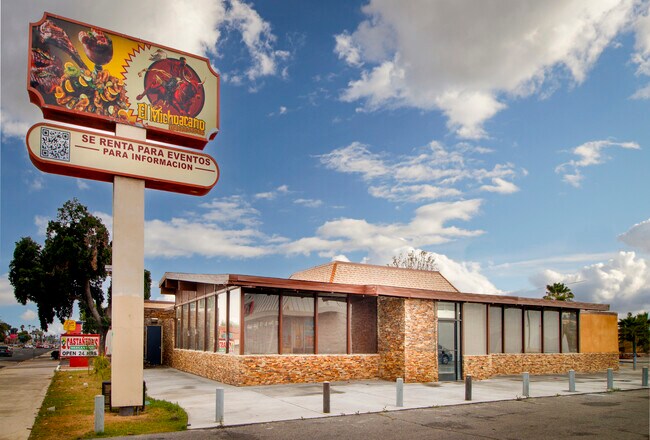 Plus de détails pour 2020 E Florida Ave, Hemet, CA - Commerce de détail à vendre