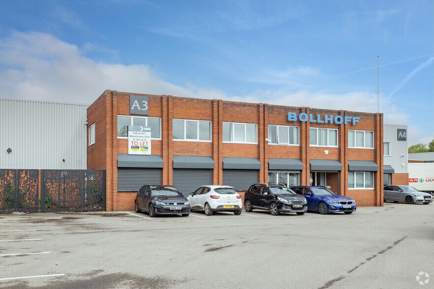 Midacre, Willenhall à louer - Photo du bâtiment - Image 3 de 3