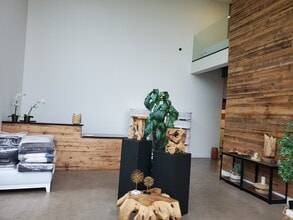 50 Railroad Ave, Closter, NJ for lease Lobby- Image 2 of 14