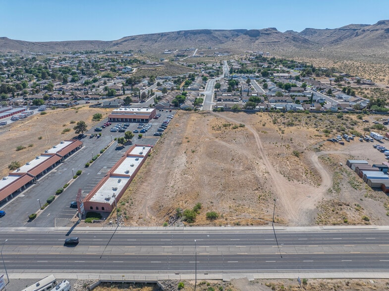 4085 Stockton Hill Rd, Kingman, AZ for sale - Building Photo - Image 2 of 14