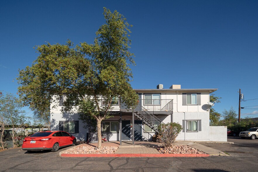 3044 E Fillmore St, Phoenix, AZ à vendre - Photo du bâtiment - Image 3 de 11