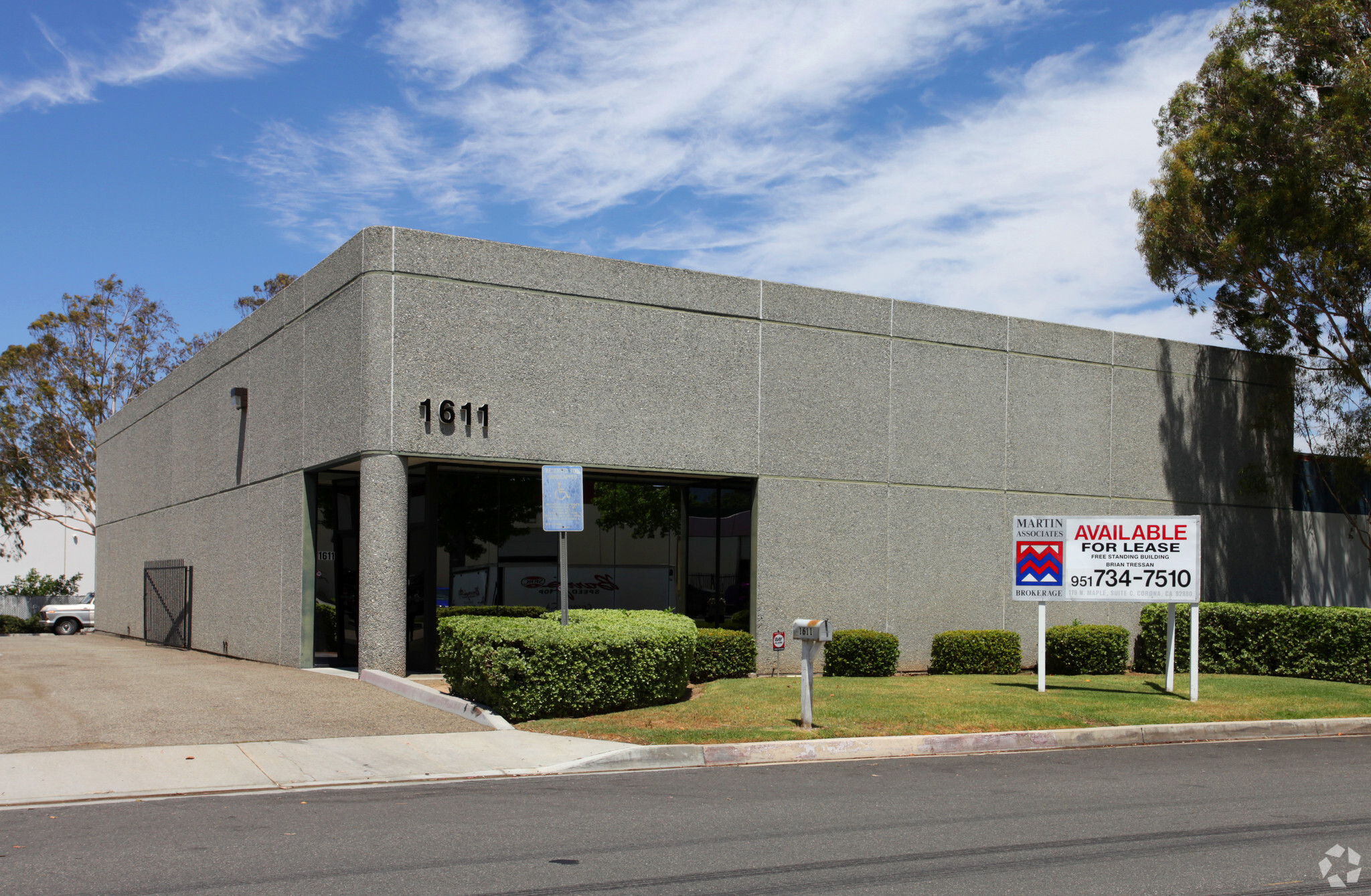 1611 Commerce St, Corona, CA for sale Primary Photo- Image 1 of 1